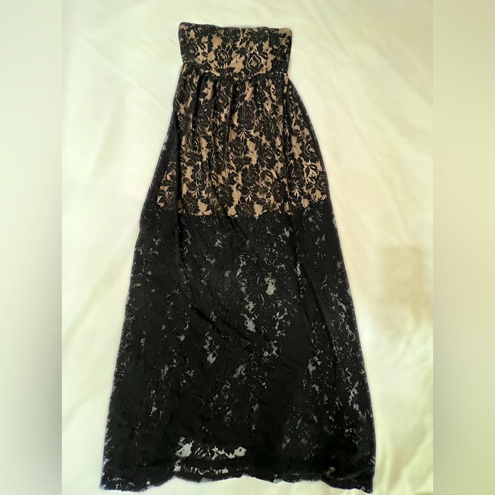 MALLOY Strapless Maxi Dress